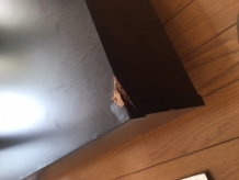 テーブル角　修理前